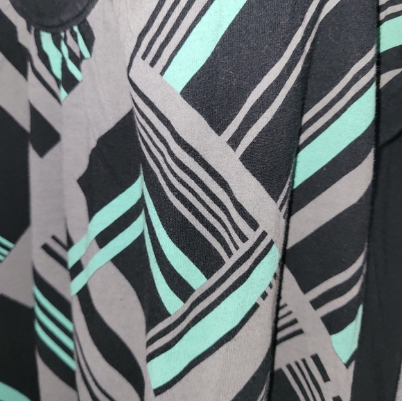 🌼3 for 30🌼Gentle Fawn Long Tank geometric abstract L womens flowy Fits small - Picture 4 of 6